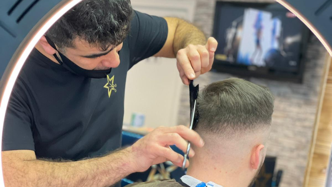 Coupe homme en cours chez Coiffure Étoile
